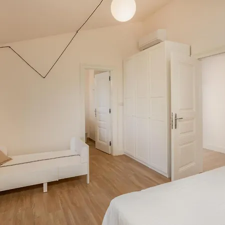 4 Bedroom In Barbat *